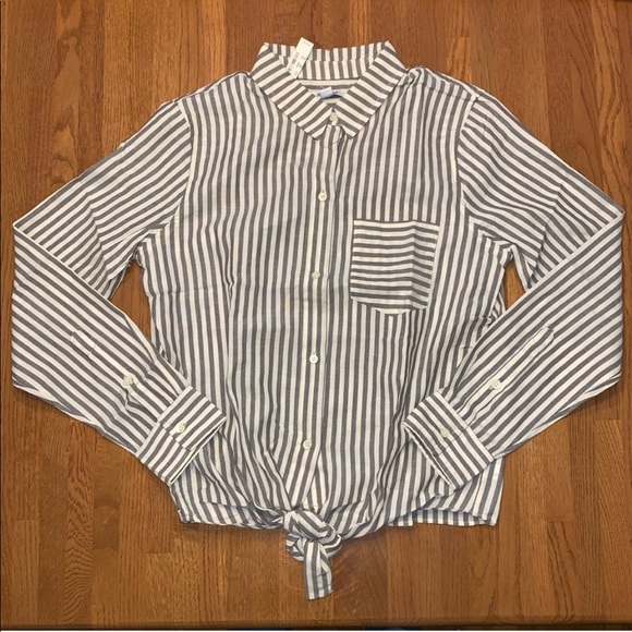 Madewell Tie-Front Shirt in Maitland Stripe - Picture 6 of 9